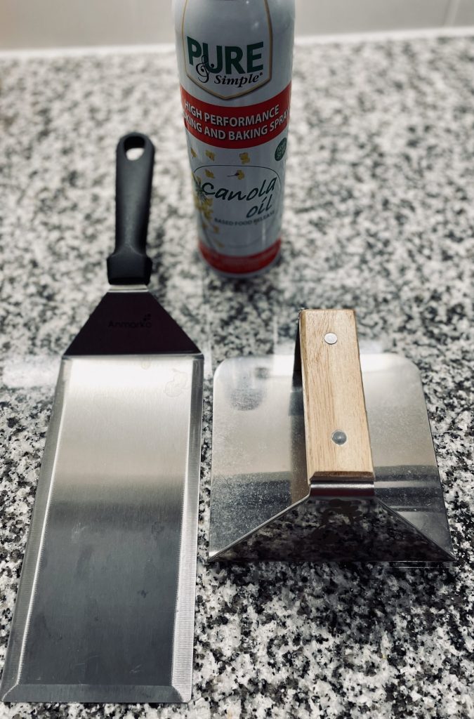 Tools for making Smash Burgers